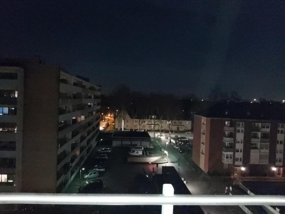 Apartment Am Park Duisburg Buitenkant foto
